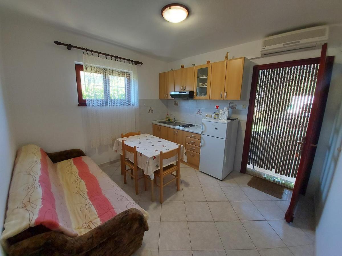 Apartments Elizabeta Draga Bascanska Ngoại thất bức ảnh